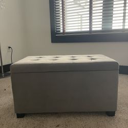Grey Lift-Top Storage Chest / Ottoman