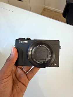 Canon PowerShot G7 X Mark III - 20.1MP Point & Shoot Digital Camera
