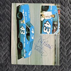 Signed 1969 Ford Torino Cobra #43 Richard Petty collectible photo.