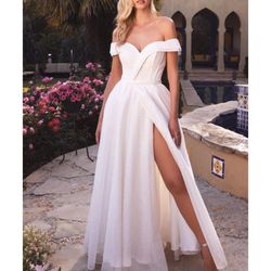 Cinderella Divine Wedding Gown -no Alterations