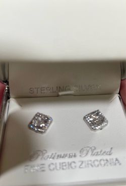 Brand New Beautiful Sterling Silver Platinum Plated Cubic Zirconia Earrings