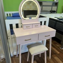 Camilla Vanity