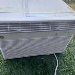 Wall Ac Unit 15000 Btu Cool And Heater 220. Vol 