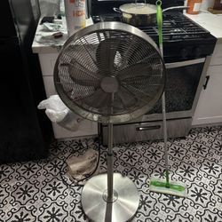 Fan Retro Style 