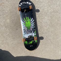 Complete Skateboard