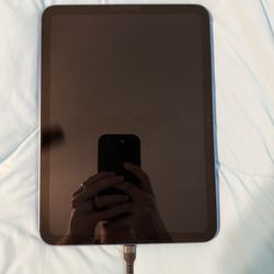10th Generation iPad Cellular And WiFi Unlocked