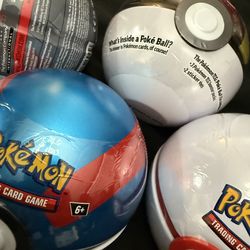 Pokeball Tin - 3 Pokemon Packs Promo Tin
