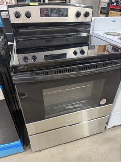 Amana 30 in. 4-Burner Elements Freestanding Electric Ranges in Stainless Steel with Extra-Large Oven Window