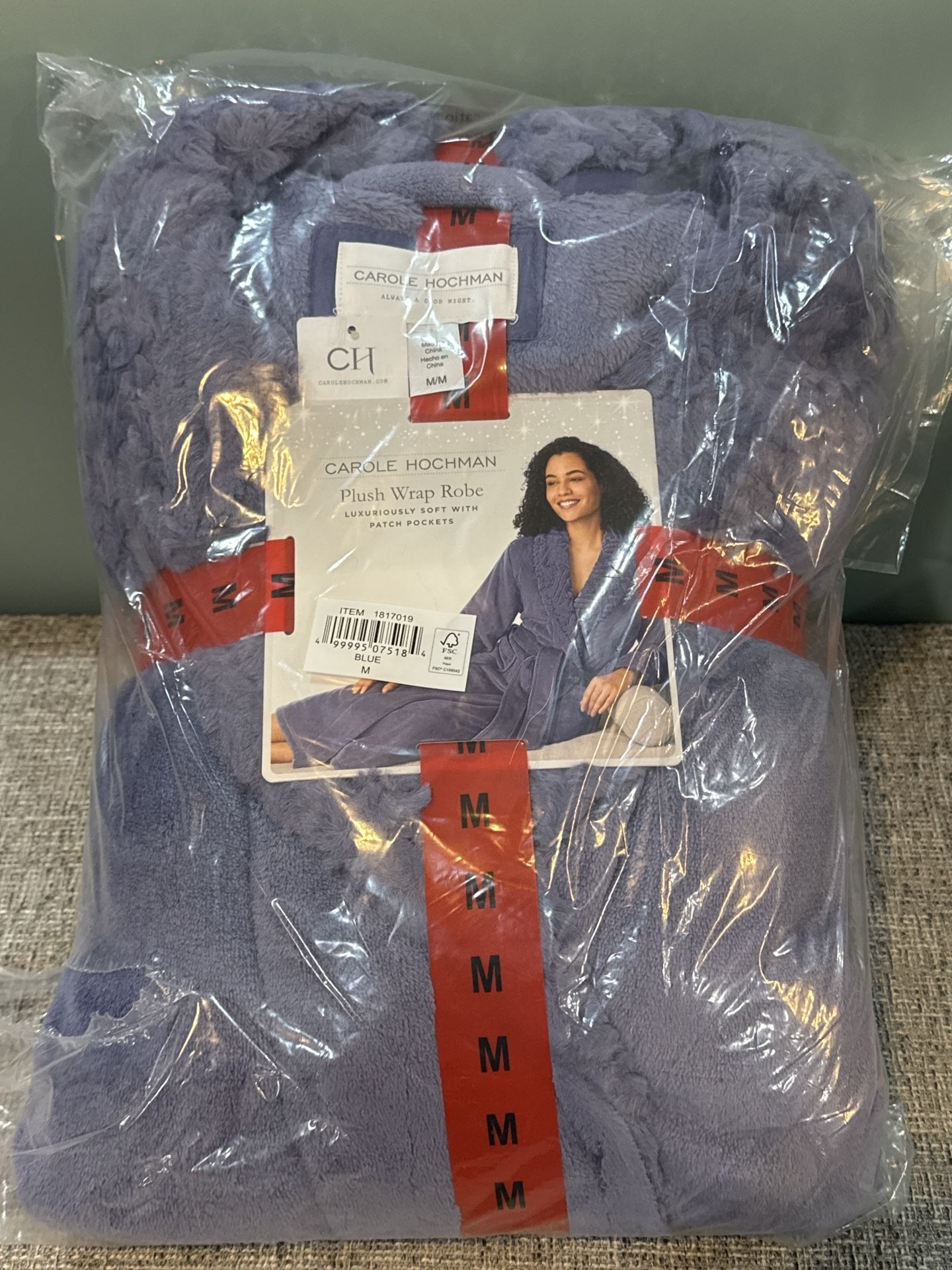 Brand New Women’s Carole Hochman Robe Size M