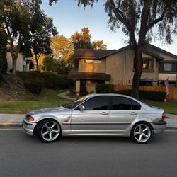 2001 325i BMW