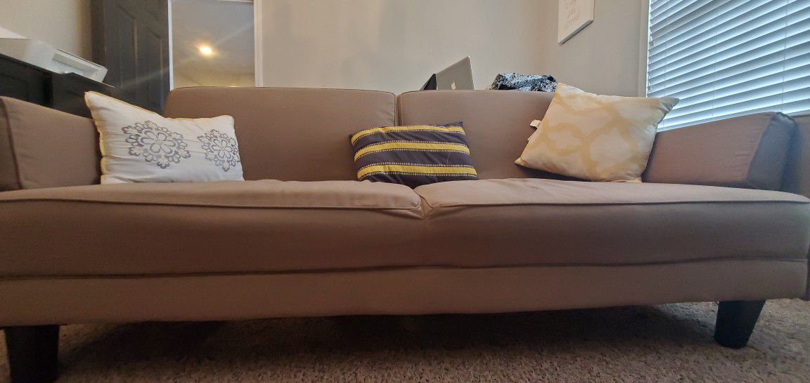 Futon/sofa