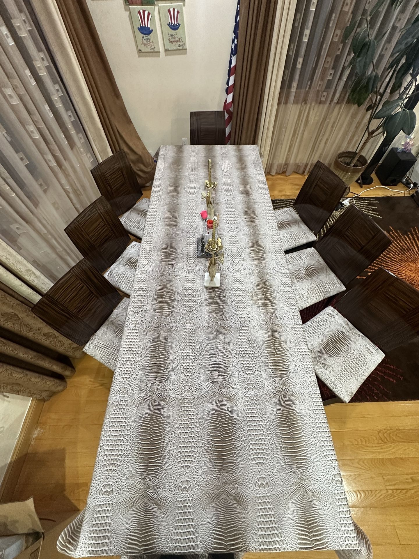 ALF Italia High-Gloss Dining Set – Excellent Condition – 8 Chairs – Extendable