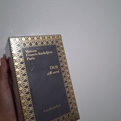 BACCART OUD SILK MOOD