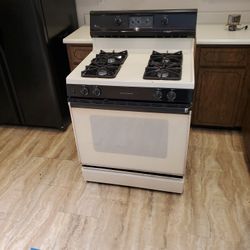 GE XL44 GAS RANGE