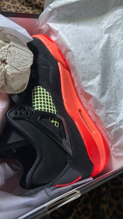 Jordan retro 4s