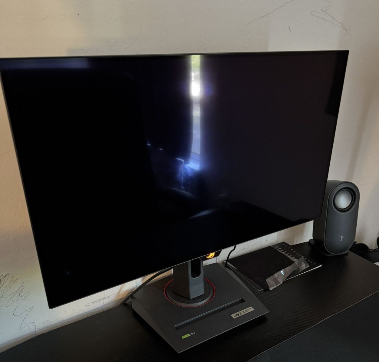 27” ASUS 1440P OLED Monitor