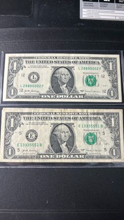 Bookend one dollar bills