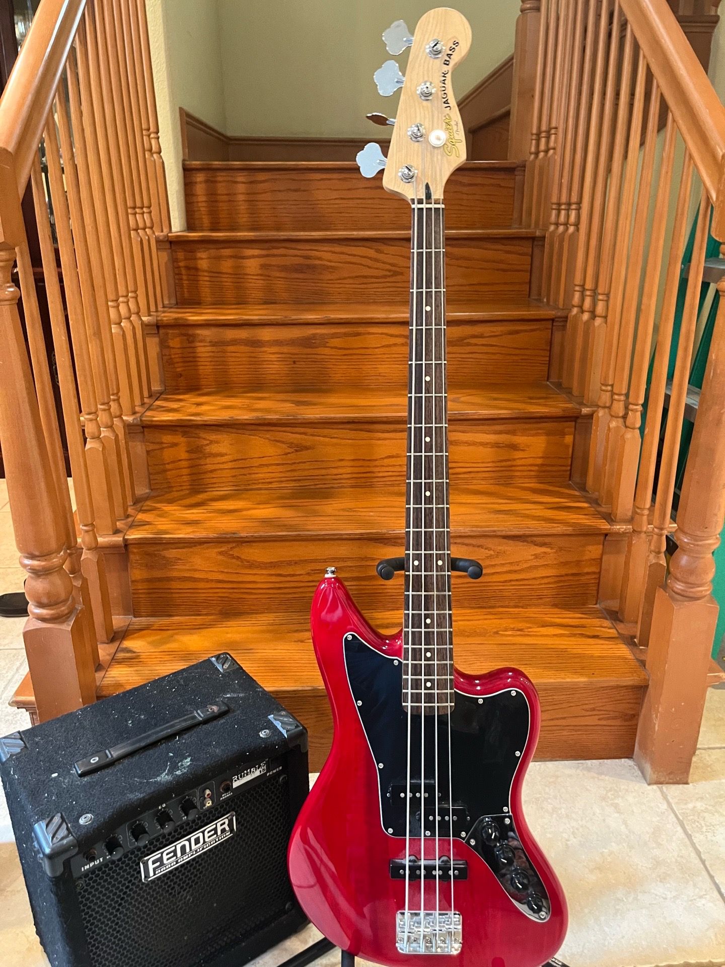 Squier Vintage Modified Jaguar Bass (Mint) w/ Fender Rumble 15 Bass Amp