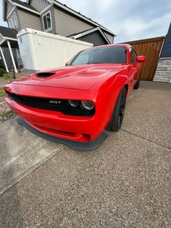 2016 Dodge Challenger SRT