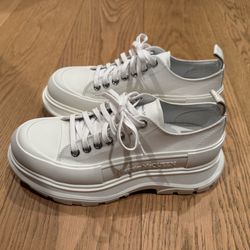 Alexander Mcqueen Sneakers Tread Slick White EU 41