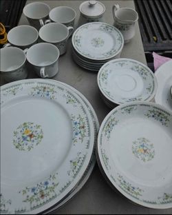 Cotillion by International China Juliet 3729 Dinnerware Set