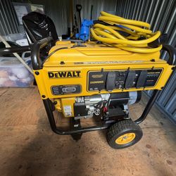10000 / 8000-Watt Electric Start Gas Powered Portable Generator with Idle Control, GFCI Outlets and CO Protect-DXGNR8000