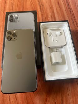 iPhone 11 Pro Max 256gb unlocked for any carrier ( Liberado)