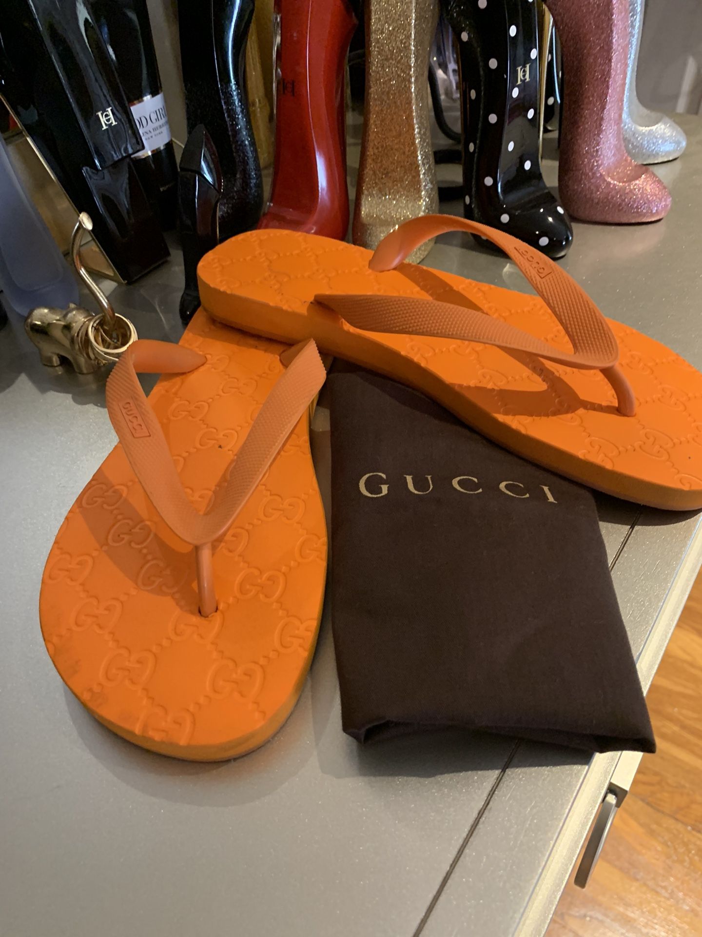 Authentic Gucci Rubber Flip Flops - Size 39