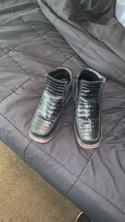 Men’s Caiman Belly Western Leather Shoe