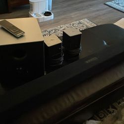 Vizio Surround Sound Theater All Original With Remote And Subwoofer And All Speakers