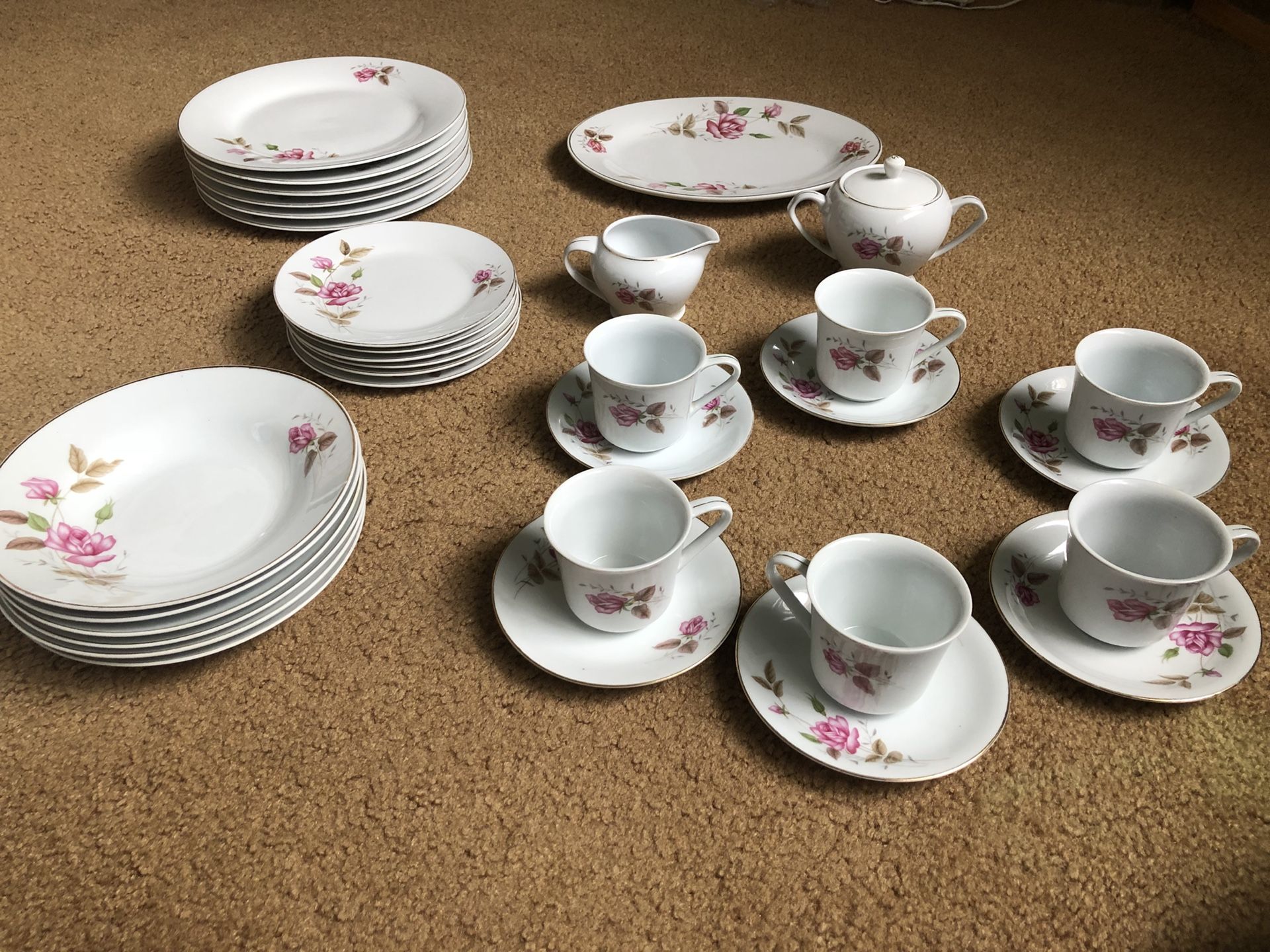 NEW Shabby Chic Dinnerware Dining Set Dishes Plates Tea Set Vintage Floral Design