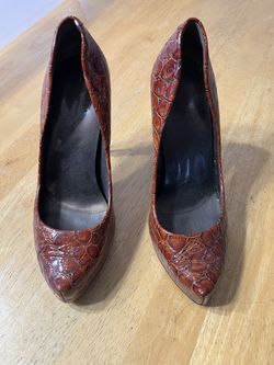 Jessica Simpson brown alligator print heels