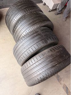 Lambo URUS OEM tires 285/35/23 325/30/23