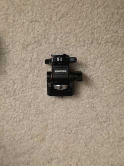 Neewer Monitor Camera Mount