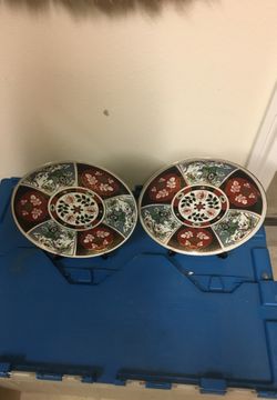 Antique Imari plates pair