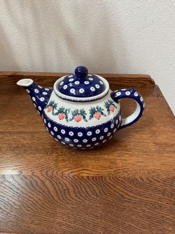 Boleslawiec stoneware teapot