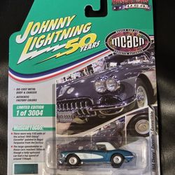 Johnny Lightning 50 Years. 1958 Chevy Corvette Convertible 