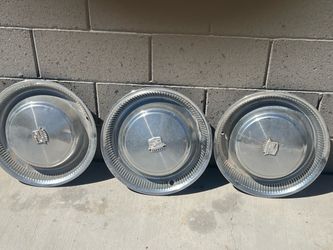 Caddy hubcaps