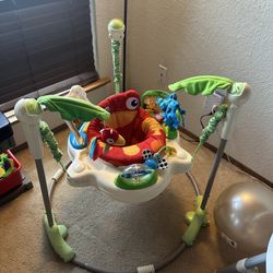 Fisher Price Rainforest Jumperoo