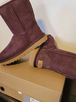 UGG