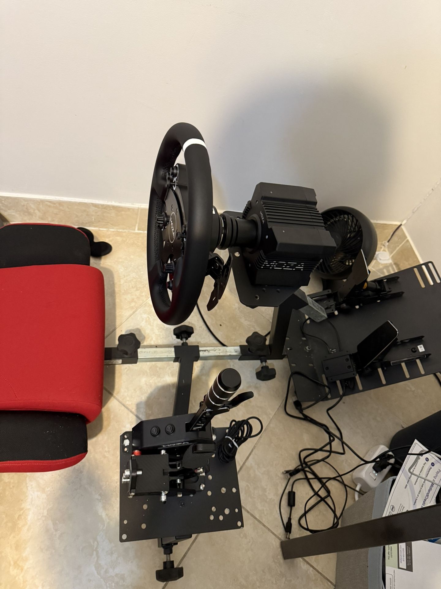 Sim Racing Cockpit Moza R9