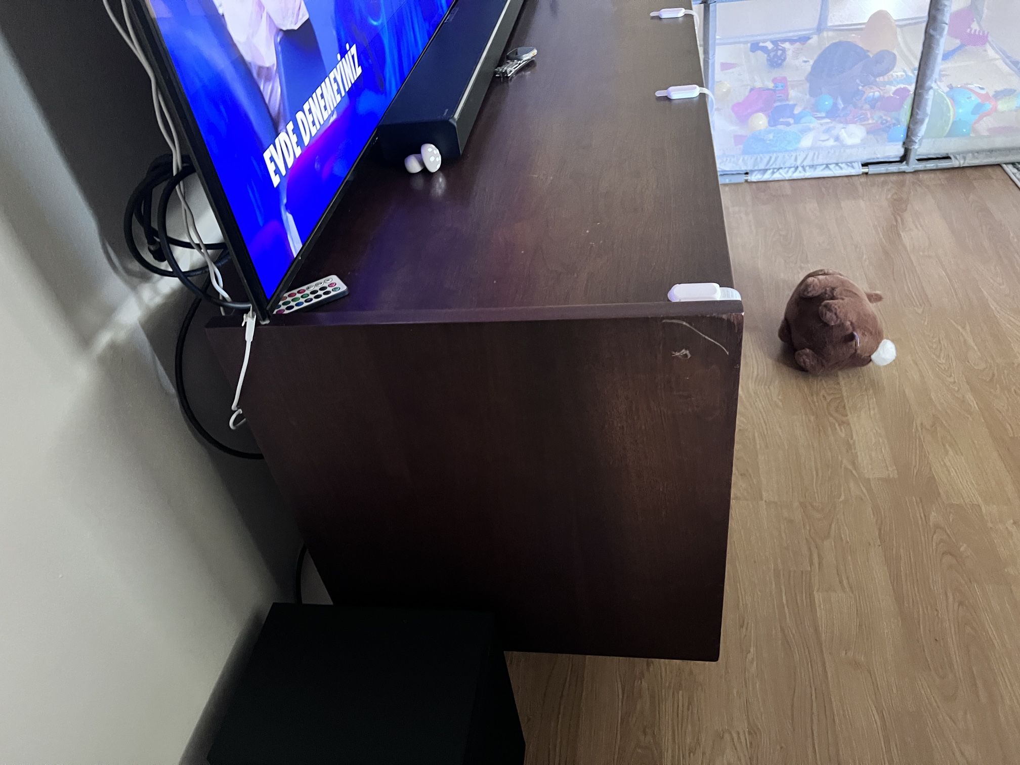 Mid-Century Style TV Console / Media Cabinet - $100