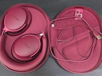 Bose QuietComfort Ultra Headphones Deep Plum | Noise Cancelling | Case Included