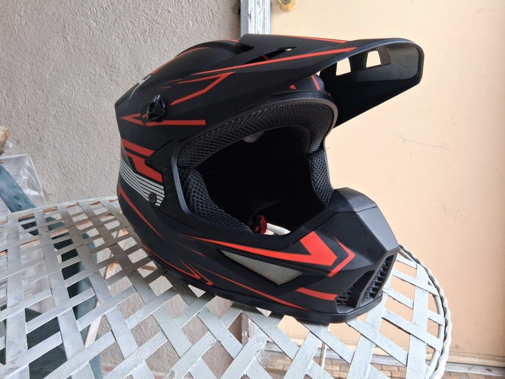 Full Face Bike Helmet – Like New