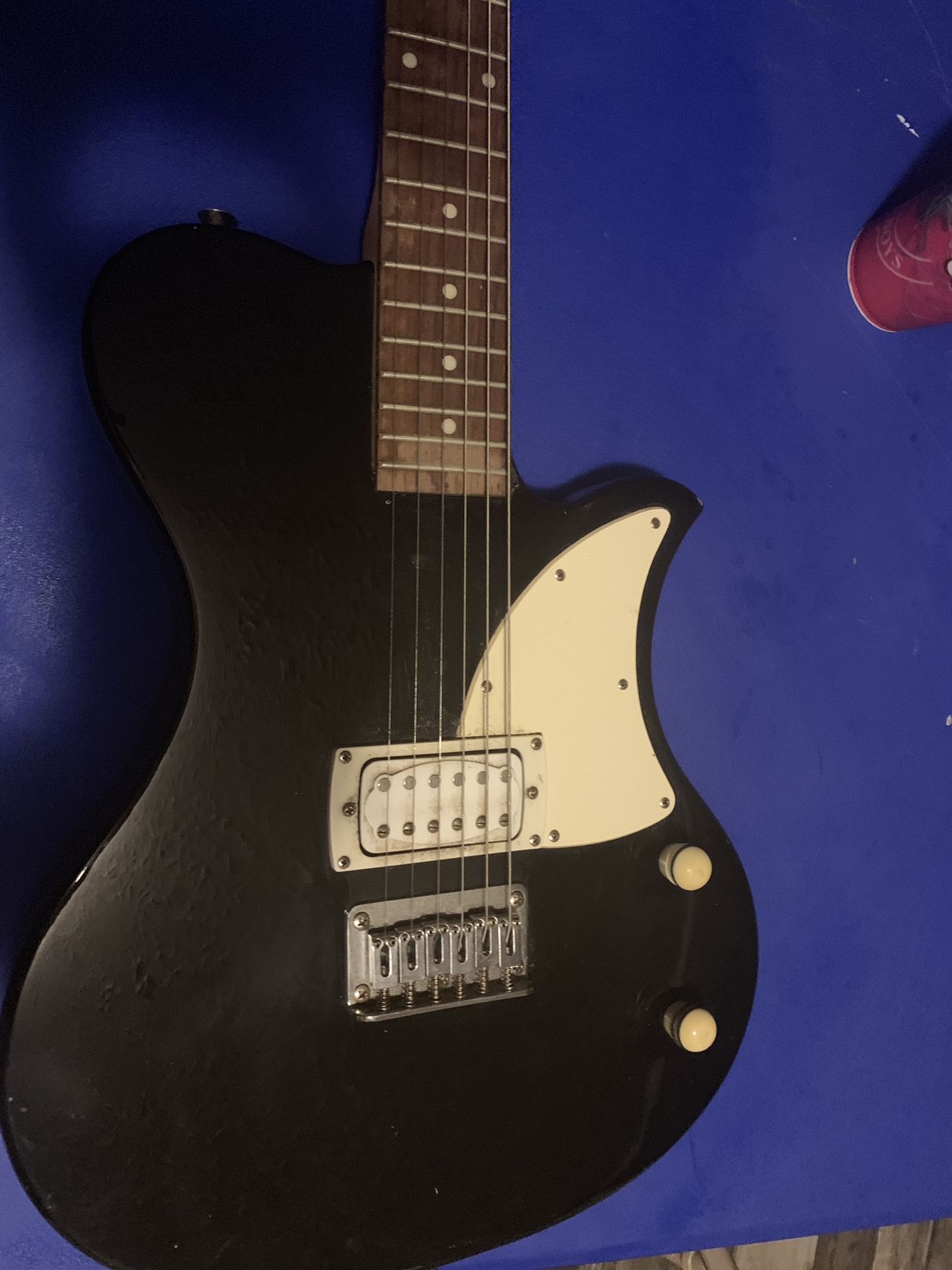 First act electric guitar ME506