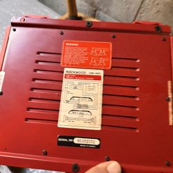 Vintage Rockwood AMP-390X 2-Channel Car Amplifier - Retro 90s Red Heatsink