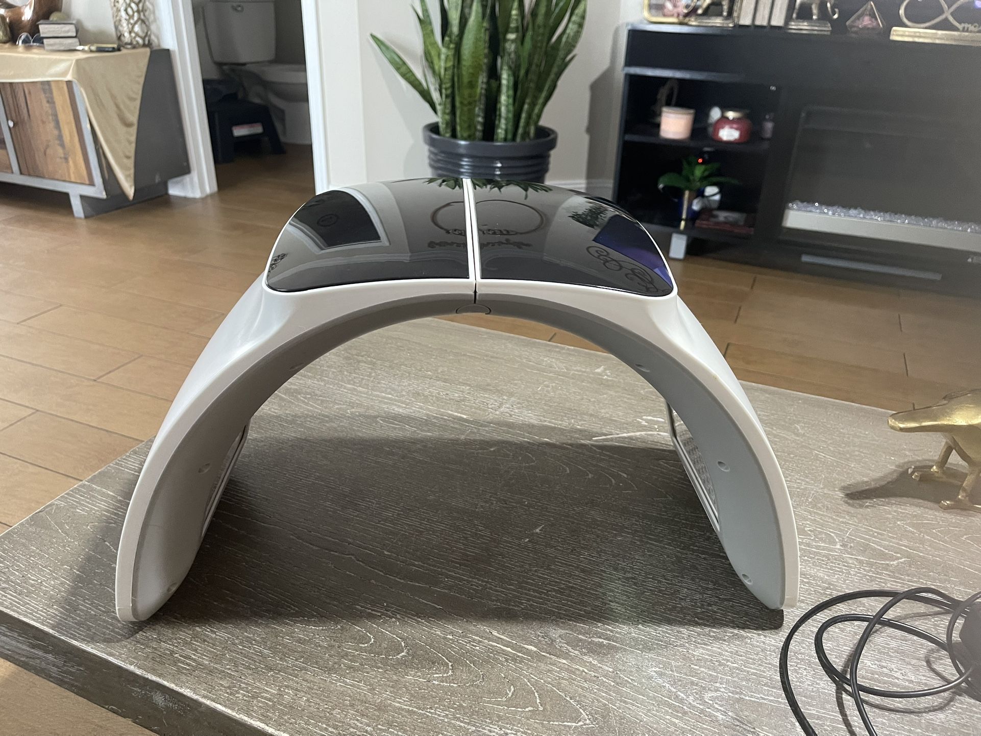 Swirise Luminate Shell, LED Therapy Machine