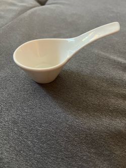 Villeroy & Boch New Wave Handled Dip Premium Porcelain White Bowl New Condition