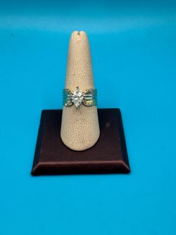 18k Tri Color Diamond Ring