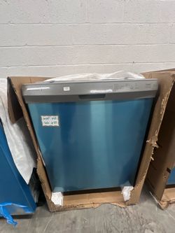 Frigidaire Built-In Dishwasher – New